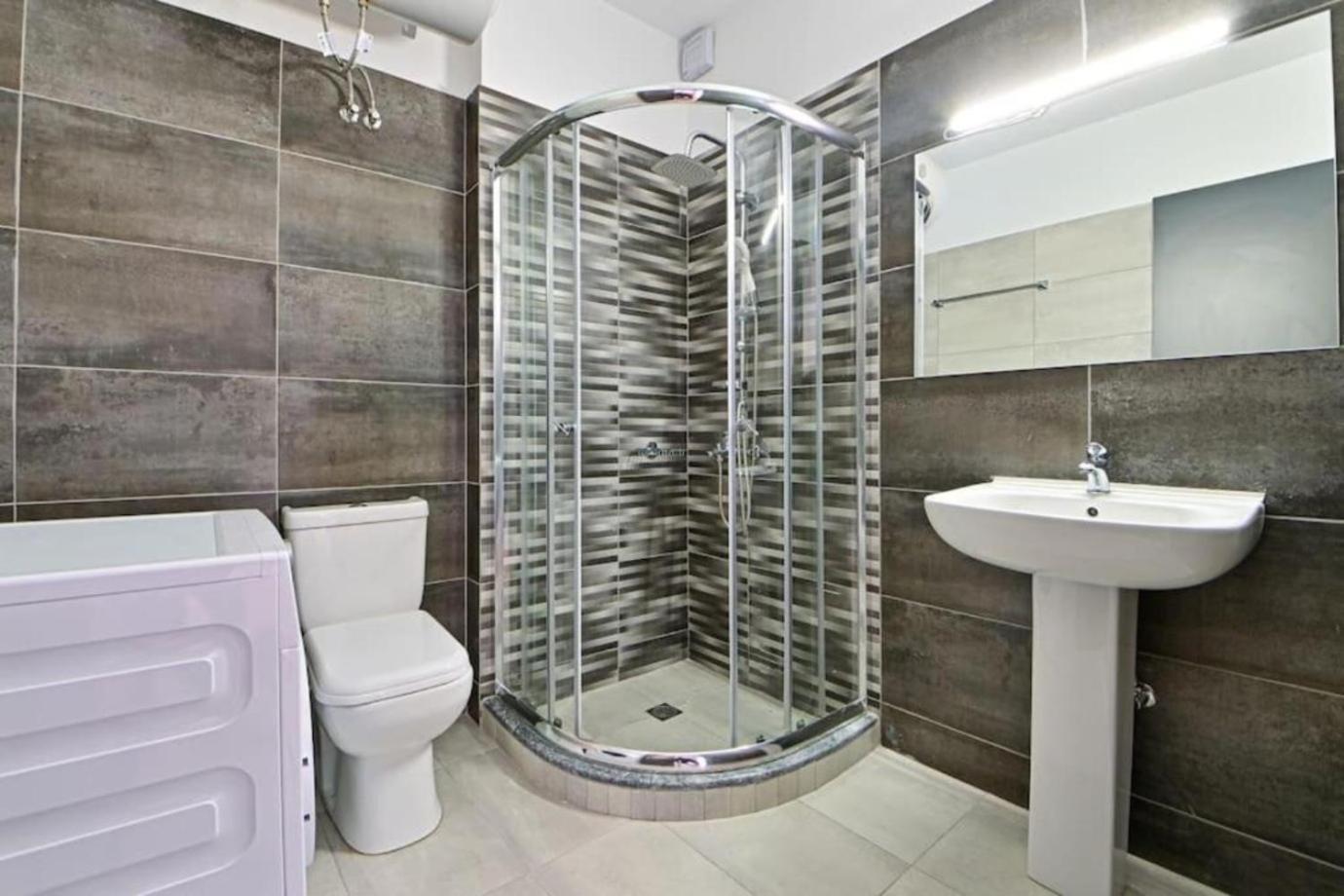 Cozy Apartment Located On Piraeus Port Area- المظهر الخارجي الصورة
